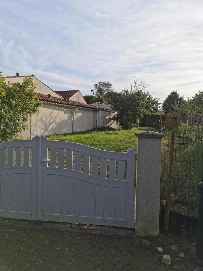 Comme A La Maison La Jonchere Exterior foto